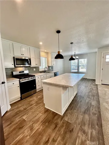 999 S Santa Fe Avenue 60, San Jacinto, California 92583