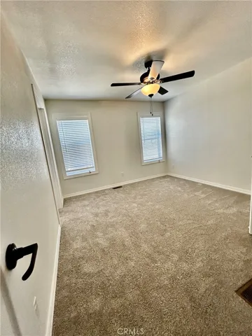 999 S Santa Fe Avenue 60, San Jacinto, California 92583