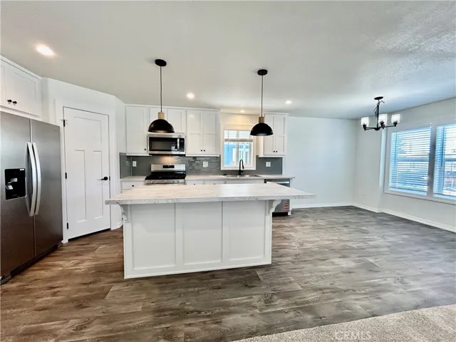999 S Santa Fe Avenue 60, San Jacinto, California 92583