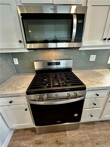 999 S Santa Fe Avenue 60, San Jacinto, California 92583