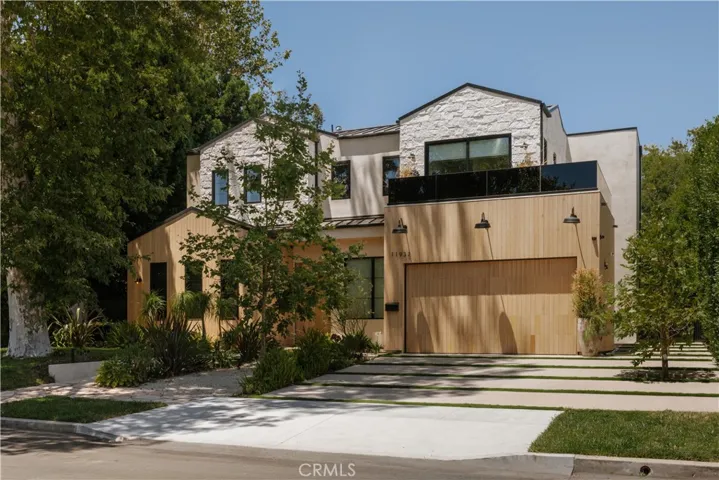 11937 Addison Street, Valley Village, California 91607