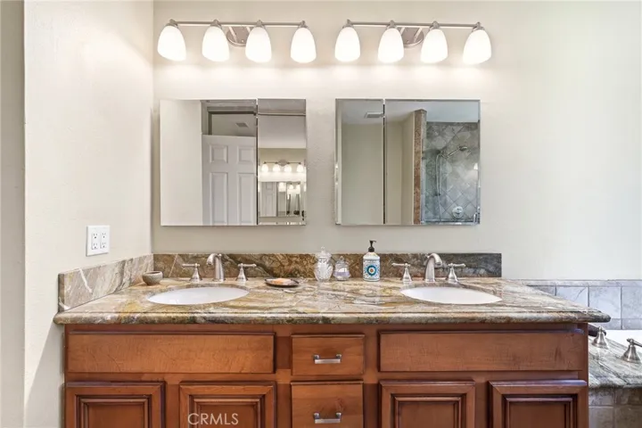 12456 Alderglen Street, Moorpark, California 93021