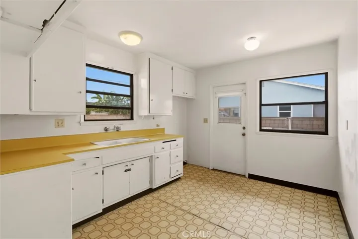 13352 Kelly Street, Garden Grove, California 92844