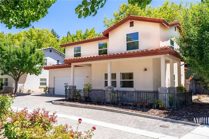 7755 Navajoa, Atascadero, California 93422