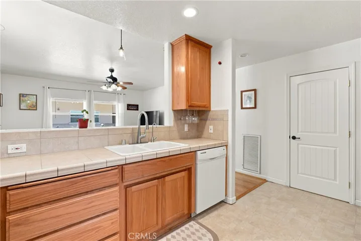 7755 Navajoa, Atascadero, California 93422