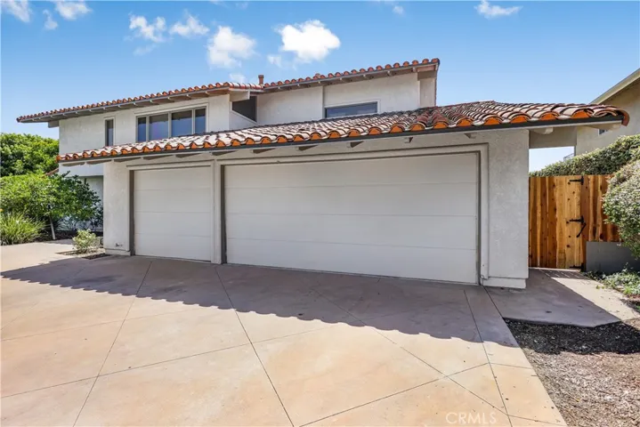 11172 Hunting Horn, Santa Ana, California 92705