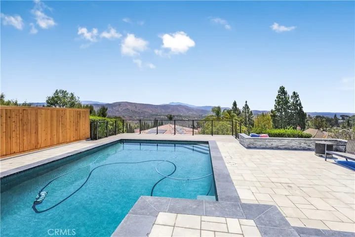 11172 Hunting Horn, Santa Ana, California 92705