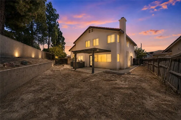 13734 Hillcrest, Fontana, California 92337