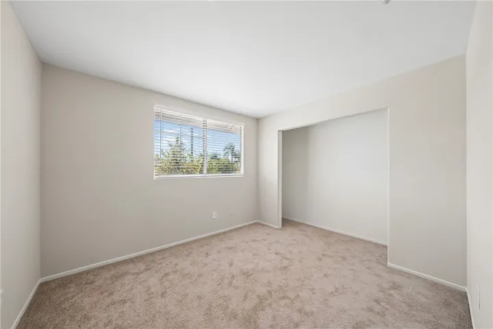 13734 Hillcrest, Fontana, California 92337