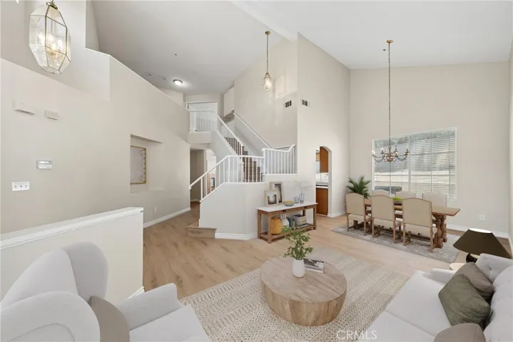 13734 Hillcrest, Fontana, California 92337