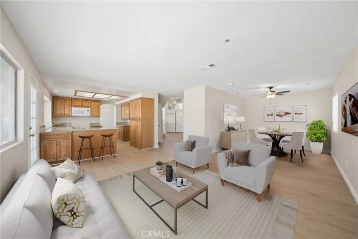 13734 Hillcrest, Fontana, California 92337