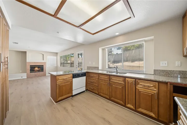 13734 Hillcrest, Fontana, California 92337