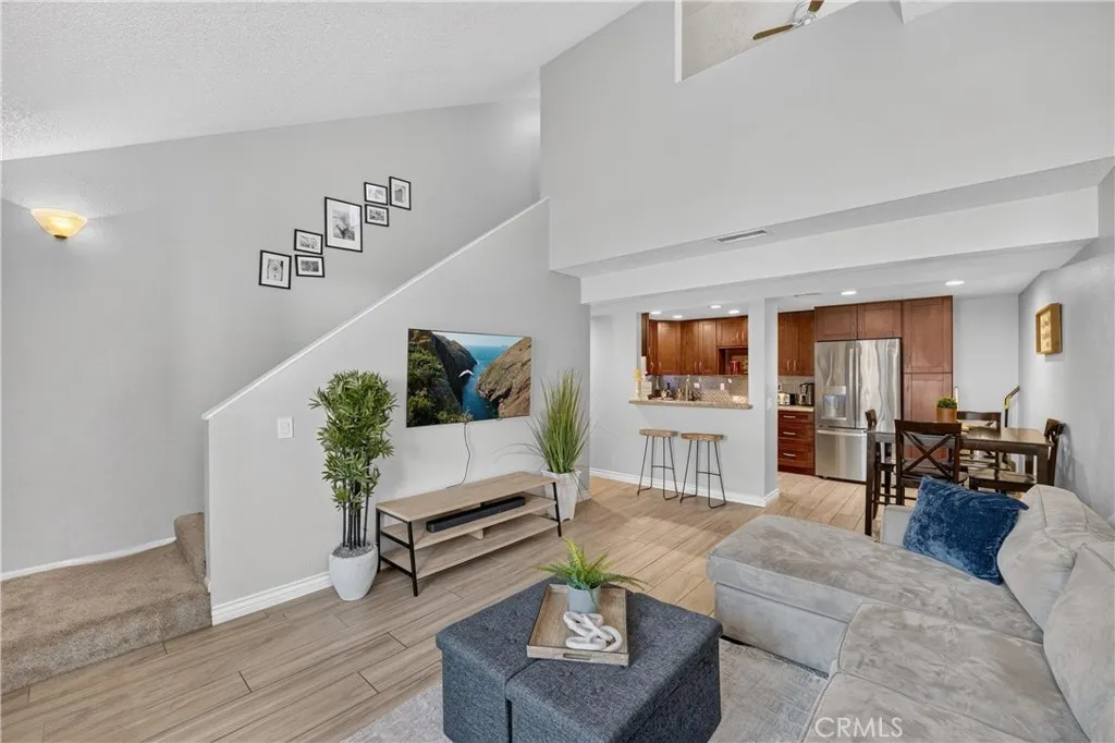 435 W 9th B3, Upland, California 91786 — photo 5