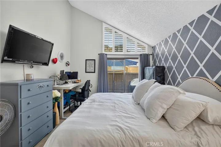 435 W 9th B3, Upland, California 91786