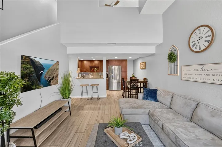 435 W 9th B3, Upland, California 91786