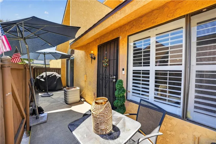 435 W 9th B3, Upland, California 91786
