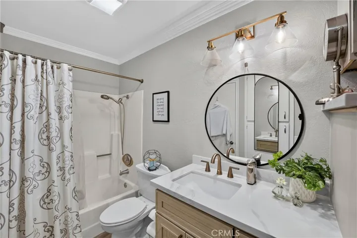 435 W 9th B3, Upland, California 91786