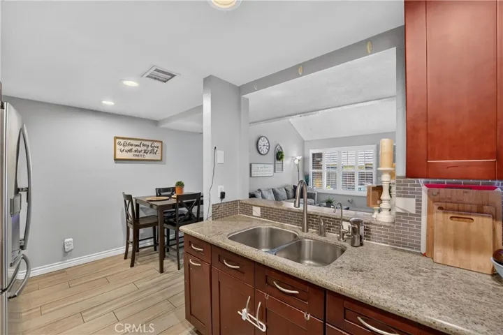 435 W 9th B3, Upland, California 91786
