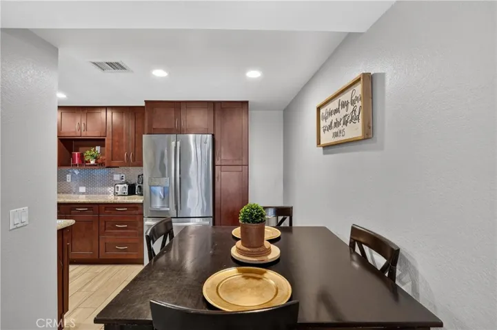 435 W 9th B3, Upland, California 91786