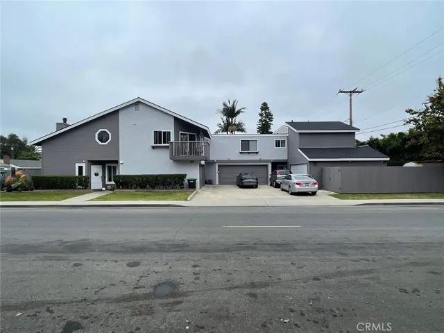 1997 Church Street, Costa Mesa, California 92627