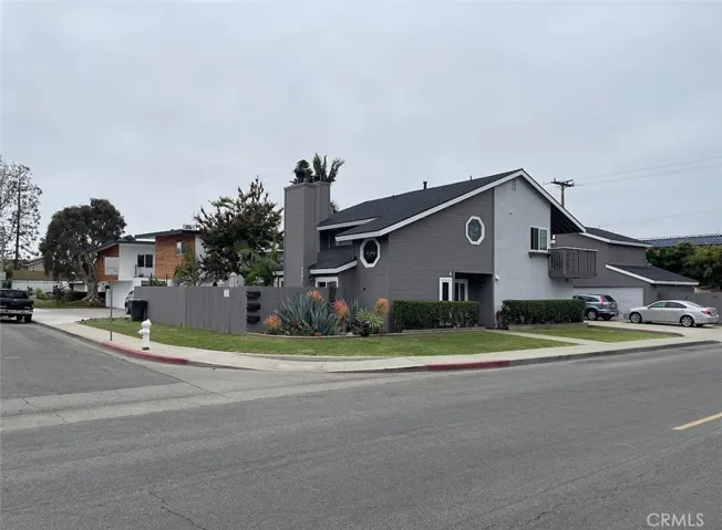 1997 Church Street, Costa Mesa, California 92627