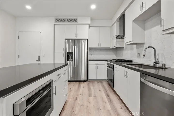 1210 Nolita, Irvine, California 92612