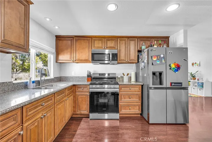 30110 La Puerta, Homeland, California 92548
