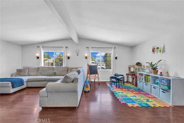 30110 La Puerta, Homeland, California 92548
