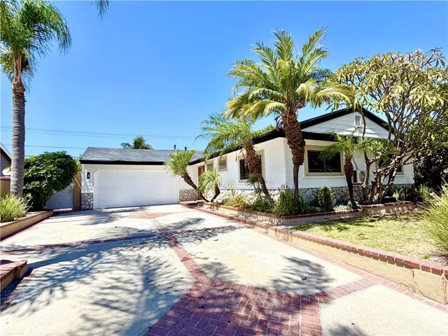 4811 Myra, Cypress, California 90630