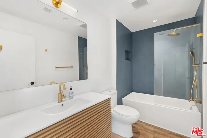 3627 Loosmore Street, Los Angeles, California 90065