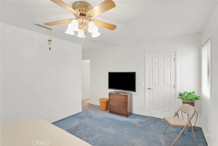 17994 Pine Street, Hesperia, California 92345