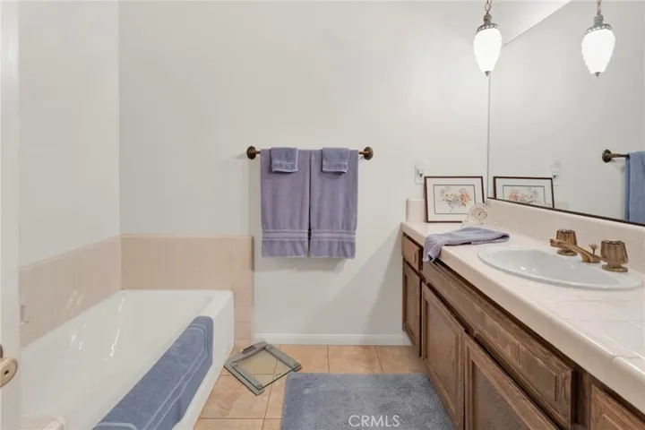 17994 Pine Street, Hesperia, California 92345