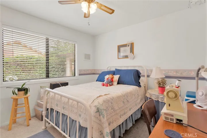 17994 Pine Street, Hesperia, California 92345