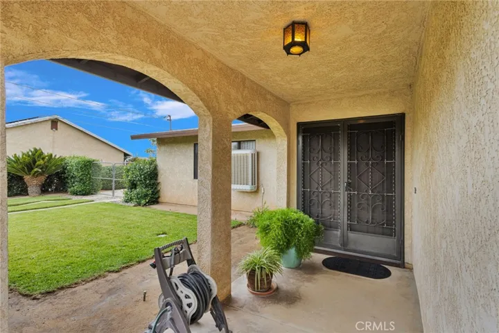 17994 Pine Street, Hesperia, California 92345