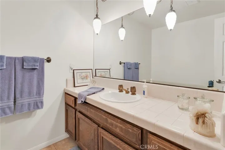 17994 Pine Street, Hesperia, California 92345