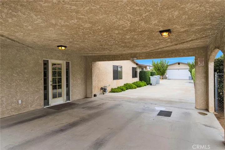 17994 Pine Street, Hesperia, California 92345