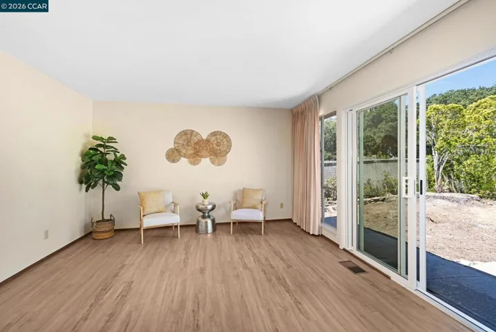 4440 Meadowbrook Drive, Richmond, California 94803