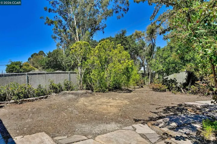 4440 Meadowbrook Drive, Richmond, California 94803