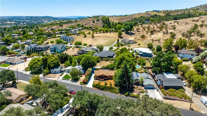 370 Pacific Avenue, Paso Robles, California 93446