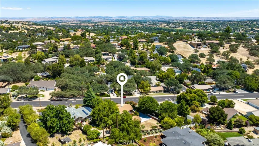 370 Pacific Avenue, Paso Robles, California 93446