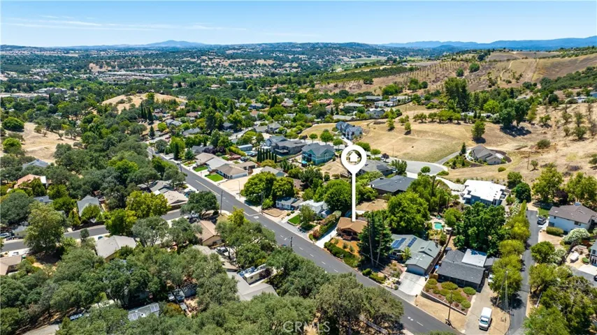 370 Pacific Avenue, Paso Robles, California 93446