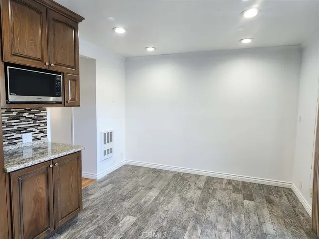 5 Dover, Irvine, California 92604