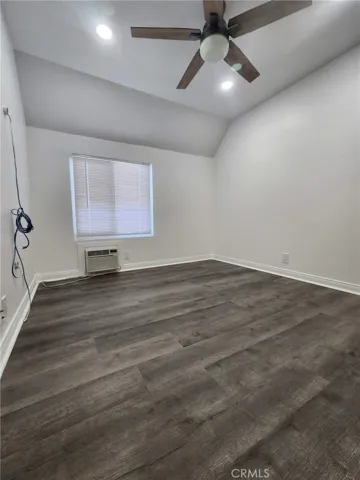5 Dover, Irvine, California 92604
