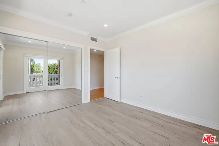 1838 Westholme Avenue 203, Los Angeles, California 90025