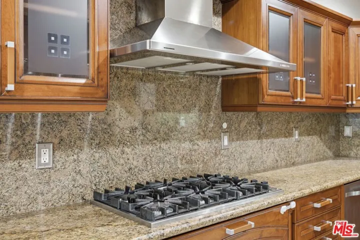 1838 Westholme Avenue 203, Los Angeles, California 90025