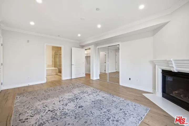 1838 Westholme Avenue 203, Los Angeles, California 90025