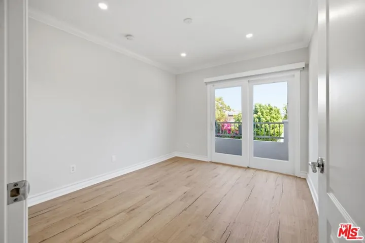 1838 Westholme Avenue 203, Los Angeles, California 90025