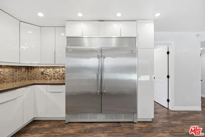 8739 Mclennan Avenue, Los Angeles, California 91343