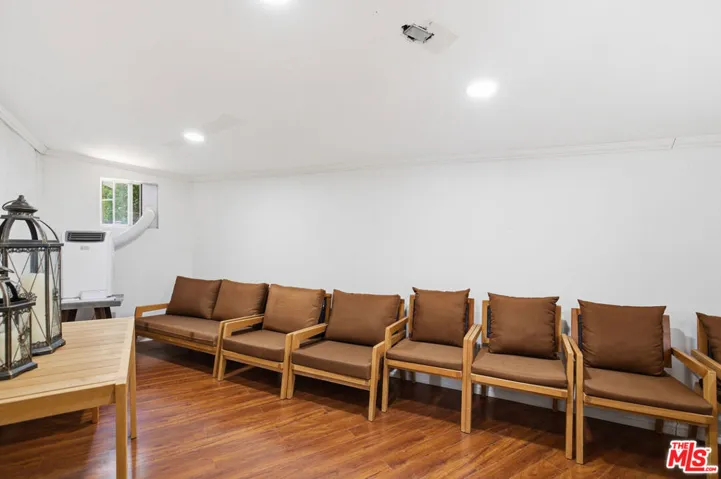 8739 Mclennan Avenue, Los Angeles, California 91343