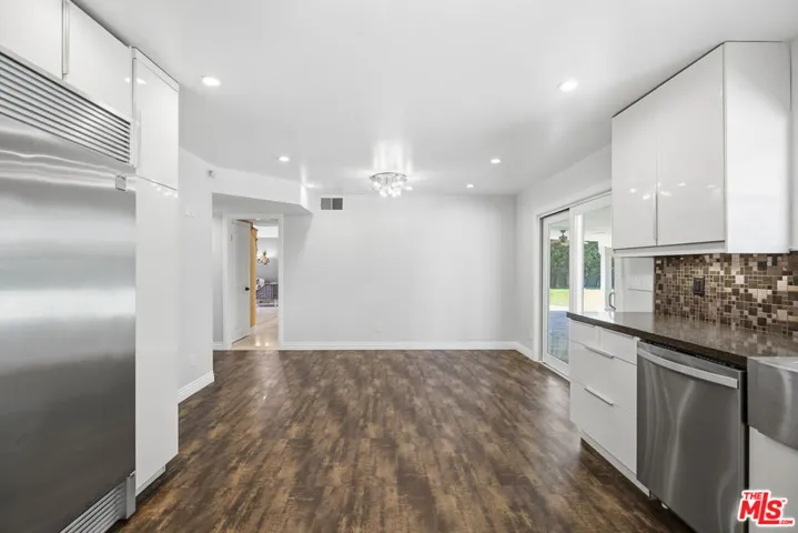 8739 Mclennan Avenue, Los Angeles, California 91343
